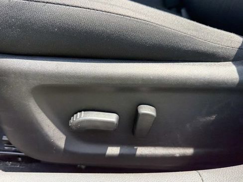 Used 2025 Nissan Altima 2.5 SV FWD image 20