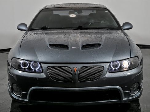 Used 2005 Pontiac GTO image 4