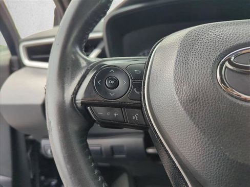 Used 2021 Toyota Corolla SE FWD image 13