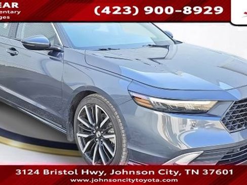 Used 2023 Honda Accord Touring image 1