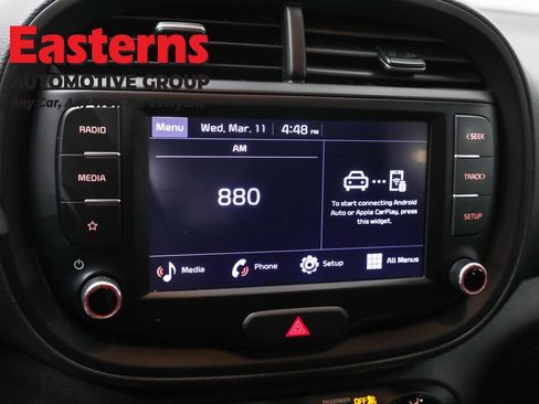 Used 2022 Kia Soul LX w/ Technology Package image 19