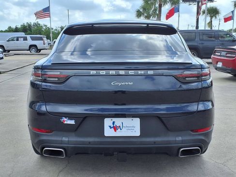 Used 2021 Porsche Cayenne Coupe AWD/4WD image 6