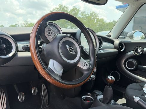 Used 2007 MINI Cooper S FWD image 8