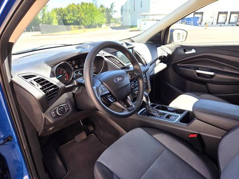 Used 2018 Ford Escape SE w/ SE Sync 3 Package FWD image 13