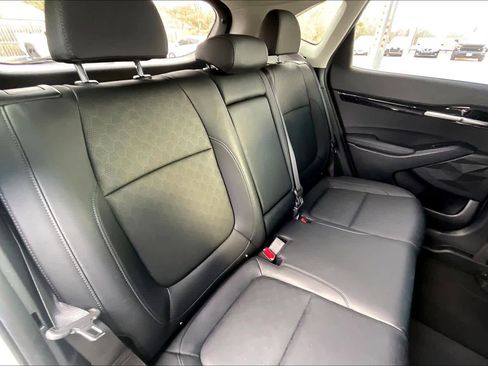Used 2021 Kia Seltos SX image 20