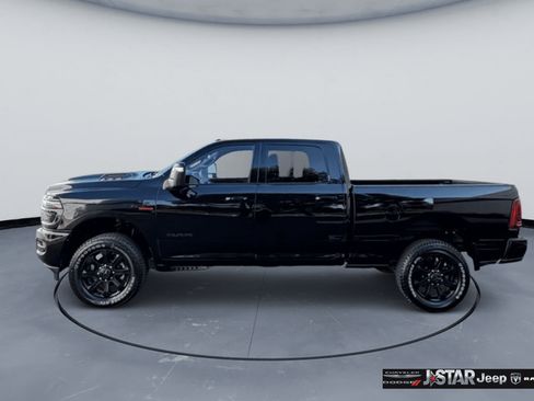 Used 2025 RAM 2500 Laramie w/ Night Edition AWD/4WD image 8