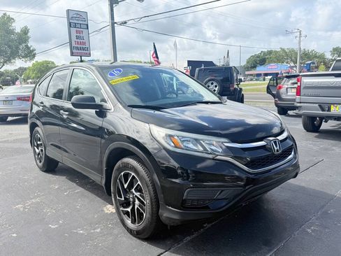 Used 2016 Honda CR-V SE image 1