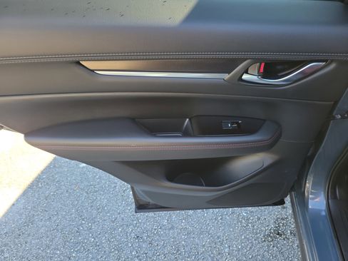 Certified 2022 MAZDA CX-5 Carbon Edition image 10