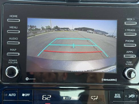 Used 2022 Toyota Prius LE FWD image 19