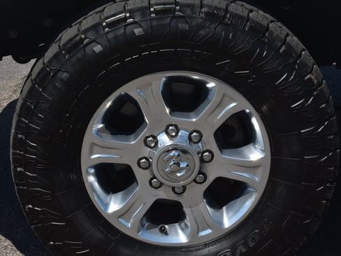 Used 2024 RAM 2500 Big Horn AWD/4WD image 11