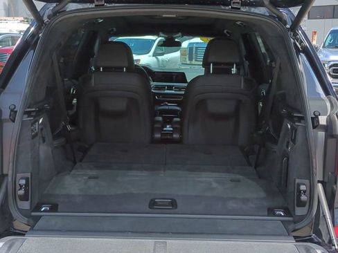 Used 2019 BMW X7 xDrive40i w/ Premium Package AWD/4WD image 13