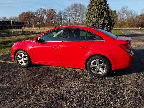 Used 2014 Chevrolet Cruze LT image 11