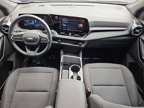 Certified 2025 Chevrolet Equinox LT FWD image 23