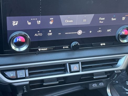 Used 2023 Lexus RX 350h image 20