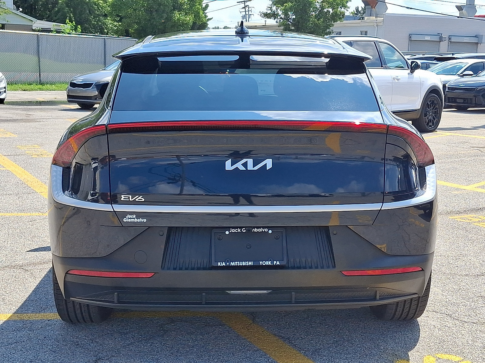 Certified 2024 Kia EV6 Light AWD/4WD image 3