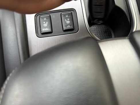 Used 2022 Nissan Murano SV AWD/4WD image 13