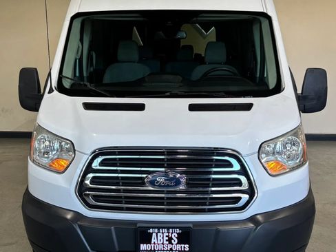 Used 2015 Ford Transit 350 XLT RWD image 3