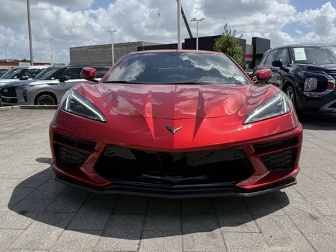 Used 2022 Chevrolet Corvette Stingray Premium Conv w/ Z51 Performance Package RWD image 2