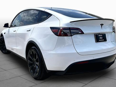 Used 2021 Tesla Model Y Long Range AWD/4WD image 10