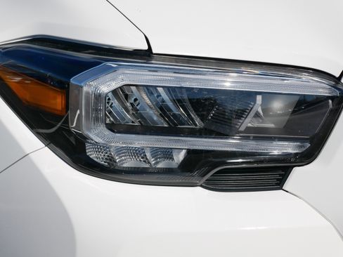 Used 2023 Toyota Tacoma SR image 16