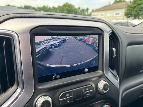 Used 2021 GMC Sierra 1500 Elevation w/ LPO, Elevation Black Package AWD/4WD image 12