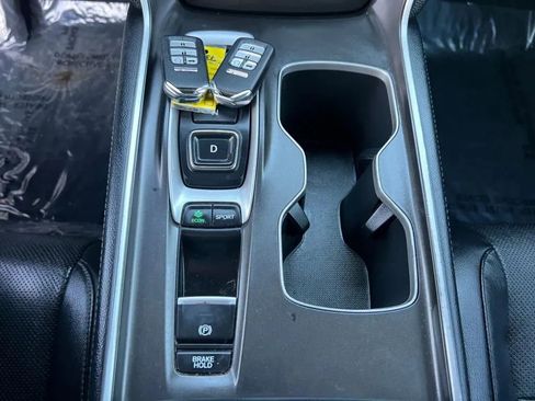 Used 2018 Honda Accord Touring image 40