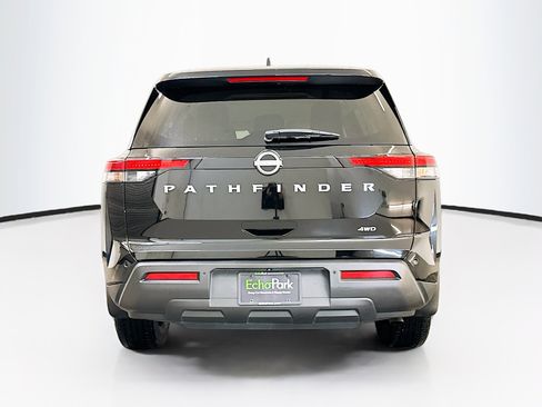 Used 2024 Nissan Pathfinder S AWD/4WD image 7