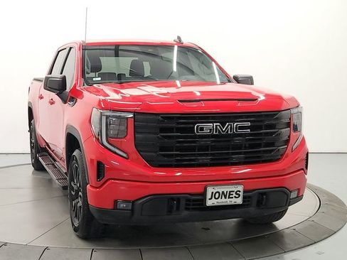 Used 2024 GMC Sierra 1500 Elevation w/ LPO, Elevation Black Package AWD/4WD image 2