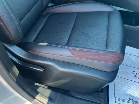 Used 2025 Chevrolet Equinox RS w/ Safety and Technology Package image 31