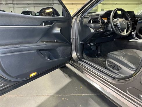 Used 2023 Toyota Camry XLE w/ Navigation Package FWD image 19