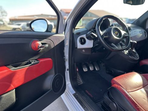 Used 2017 FIAT 500 Abarth image 11