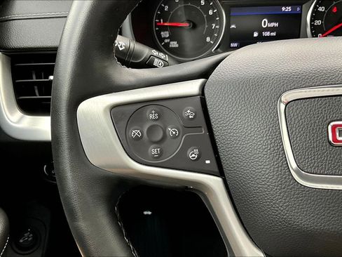 Certified 2024 GMC Terrain SLT image 23