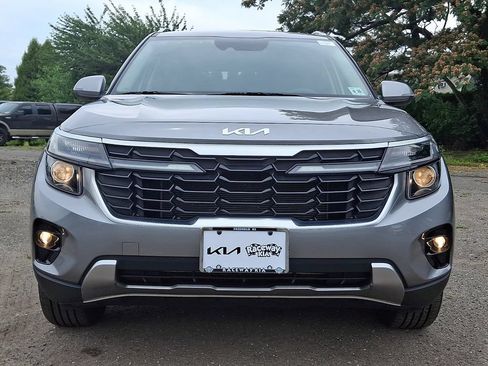 Certified 2024 Kia Seltos S AWD/4WD image 2