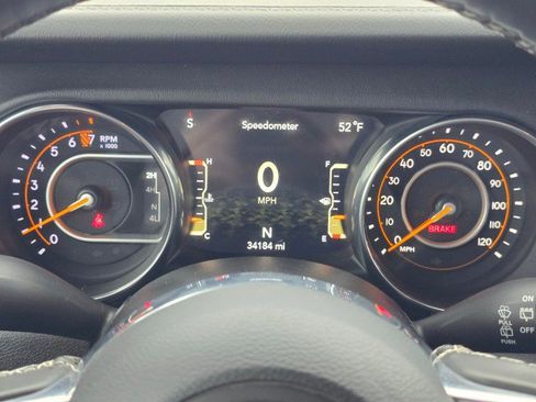 Certified 2020 Jeep Wrangler Unlimited Sahara AWD/4WD image 31