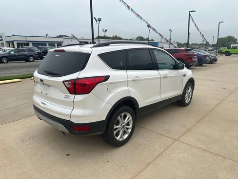 Used 2019 Ford Escape SEL FWD image 29