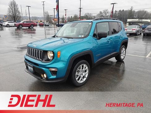 Used 2022 Jeep Renegade Latitude image 1