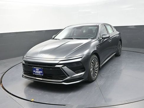 New 2026 Hyundai Sonata SEL FWD image 4