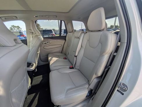 Used 2022 Volvo XC90 T6 Inscription w/ Advanced Package AWD/4WD image 14