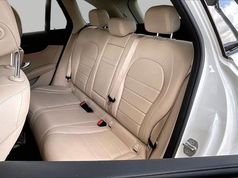 Used 2020 Mercedes-Benz GLC 300 4MATIC image 21