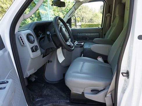 New 2027 Ford E-450 and Econoline 450 Super Duty w/ Power Equipment Group image 21