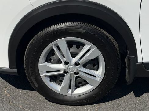 Used 2025 Nissan Kicks Play S FWD image 10