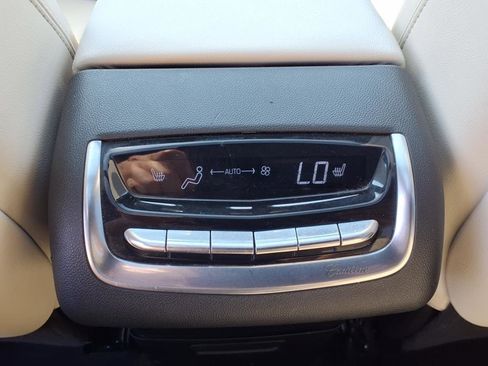 Certified 2022 Cadillac XT6 Sport w/ Technology Package image 20