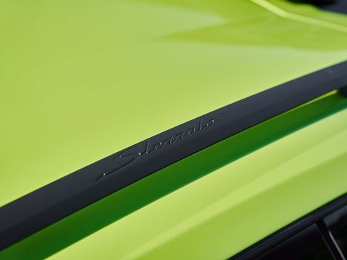 Used 2024 Lamborghini Huracan Sterrato image 11