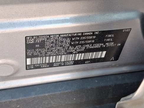 Used 2022 Toyota RAV4 XLE Premium FWD image 22