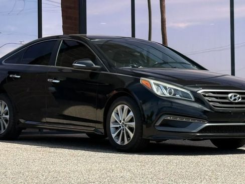 Used 2016 Hyundai Sonata Sport w/ Option Group 02 FWD image 17