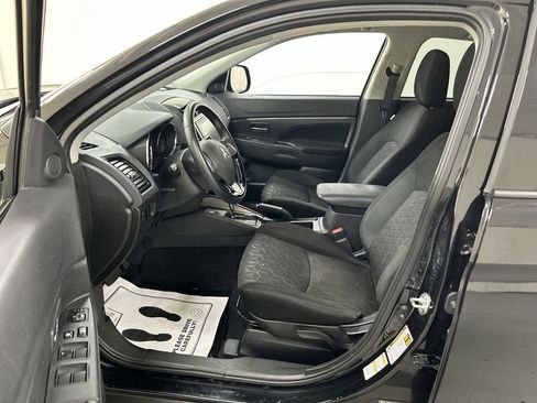 Used 2023 Mitsubishi Outlander Sport LE AWD/4WD image 9