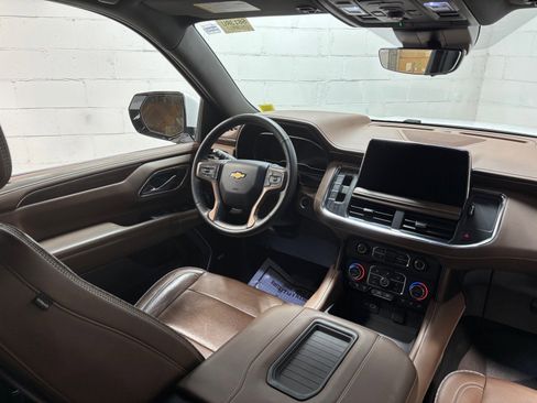 Used 2023 Chevrolet Tahoe High Country w/ Premium Package AWD/4WD image 31