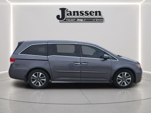 Used 2015 Honda Odyssey Touring image 6