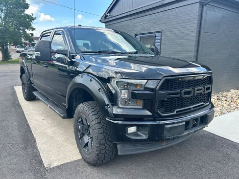 Used 2017 Ford F150 XLT w/ Equipment Group 302A Luxury AWD/4WD image 3