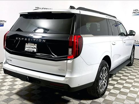 Used 2025 Ford Expedition Max Active AWD/4WD image 9
